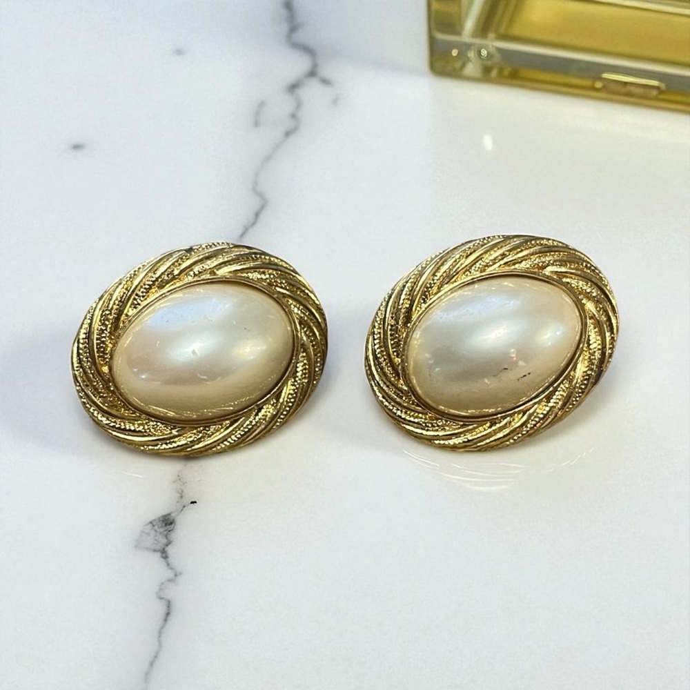 Trifari Gold and Cream Oval Earrings